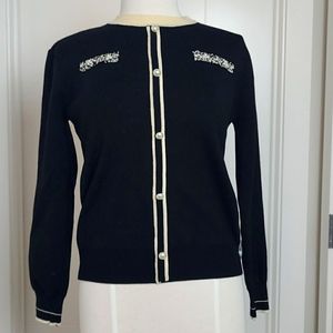 Contrast Trim Decorative Button Blouse